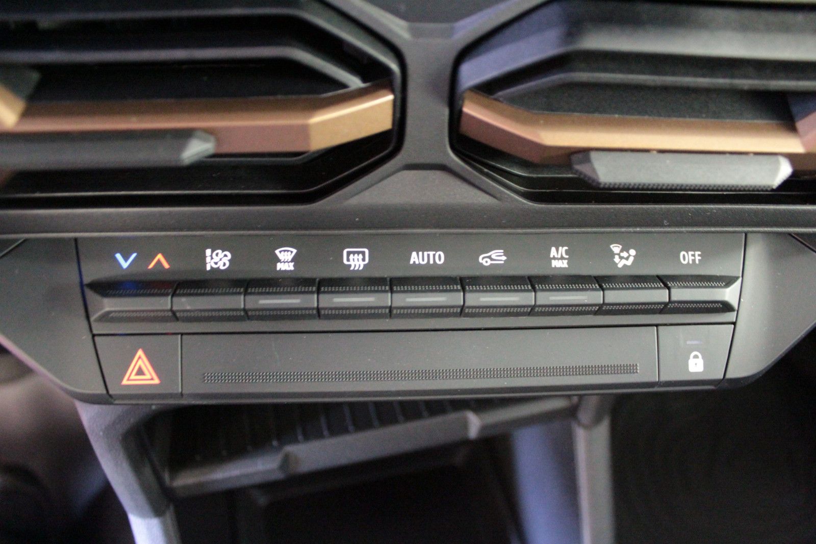 Fahrzeugabbildung Dacia Duster mild Hybrid 130 Extreme*Winter+*Technik-P