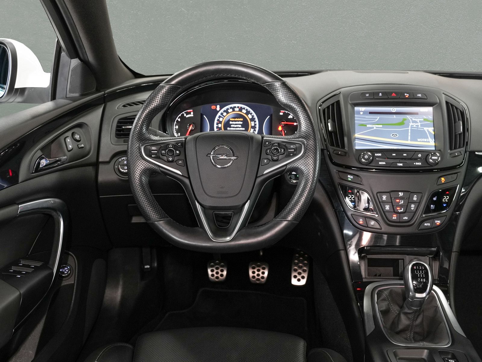 Fahrzeugabbildung Opel Insignia Business Innovation - OPC-Line|20 Zoll