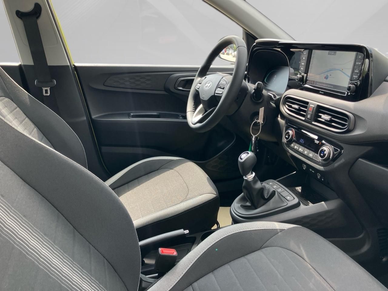 Fahrzeugabbildung Hyundai i10 TREND Komfortpakt SHZ*LHZ*CARPLAY*NAVI