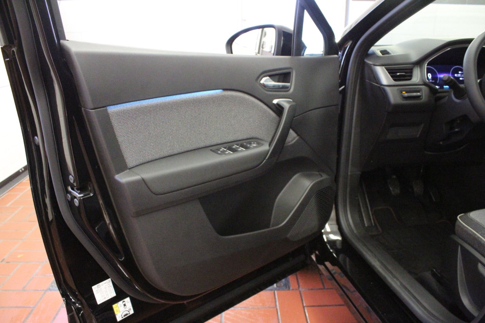 Fahrzeugabbildung Renault Captur TCe 115 KISS Sondermodell *Winter-Pak*Nav