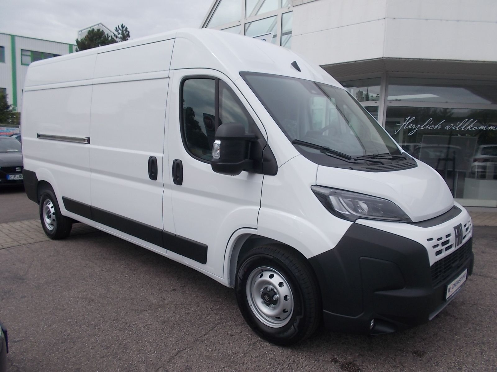 Fahrzeugabbildung Fiat Ducato KaWa 35 L3H2 140 Multijet Automatik