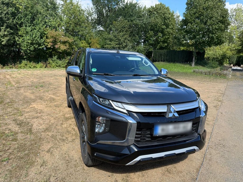 Image of Mitsubishi L200