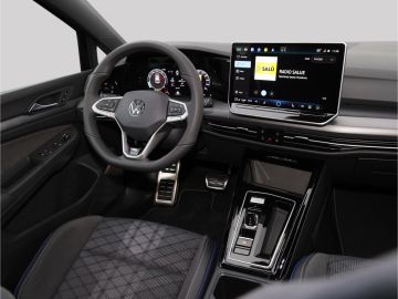 Volkswagen Golf VIII R-Line 1.5 eTSI DSG Voll LED Kamera