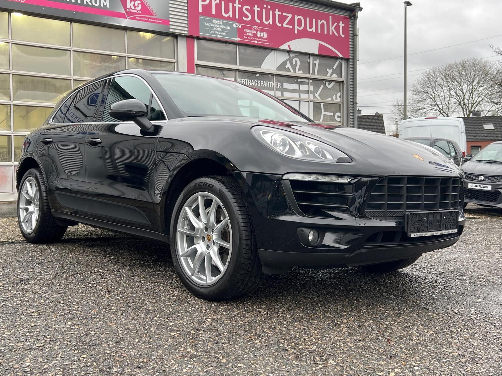 Porsche PCM