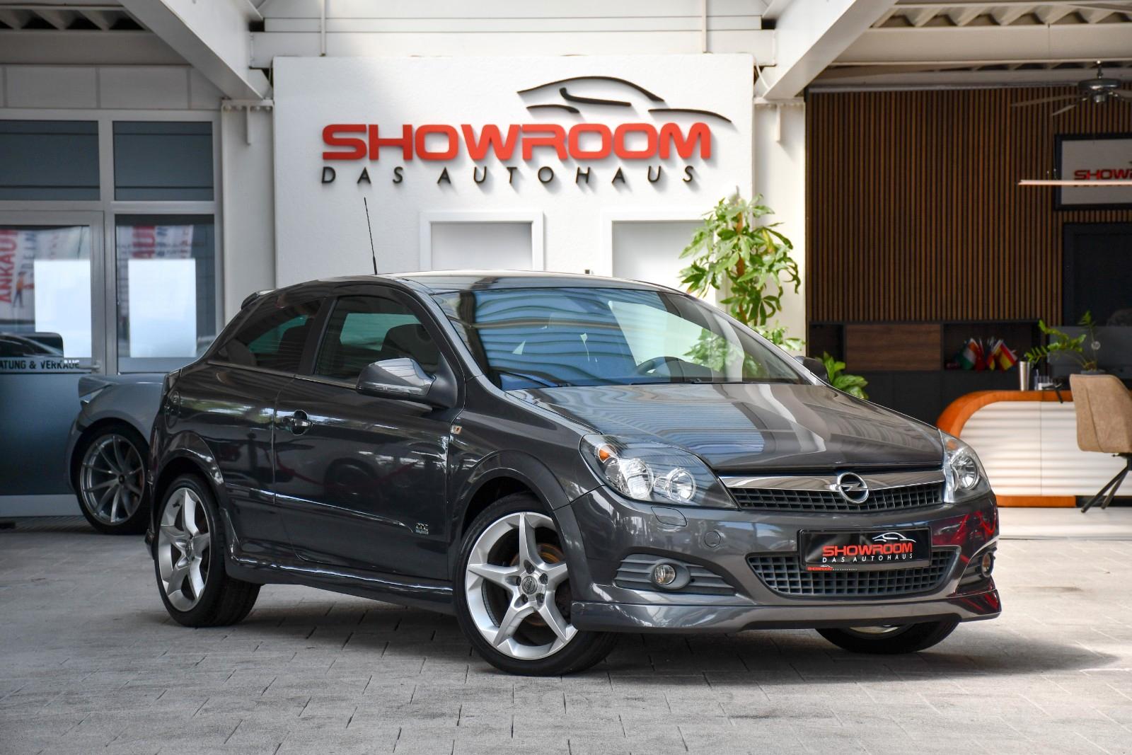 Opel Astra GTC 1.8 140 ch • Pack OPC Line • Jantes 18" • Sièges sport chauffants