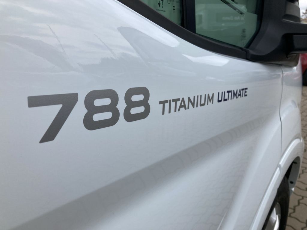 Fahrzeugabbildung Chausson 788 Titanium Ultimate 788  4 Jahre Garantie