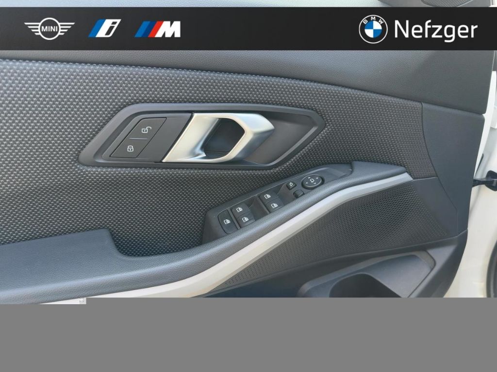 BMW 318 i Limousine  LiveCockpit Prof HIFI Sys. AHK foto 14