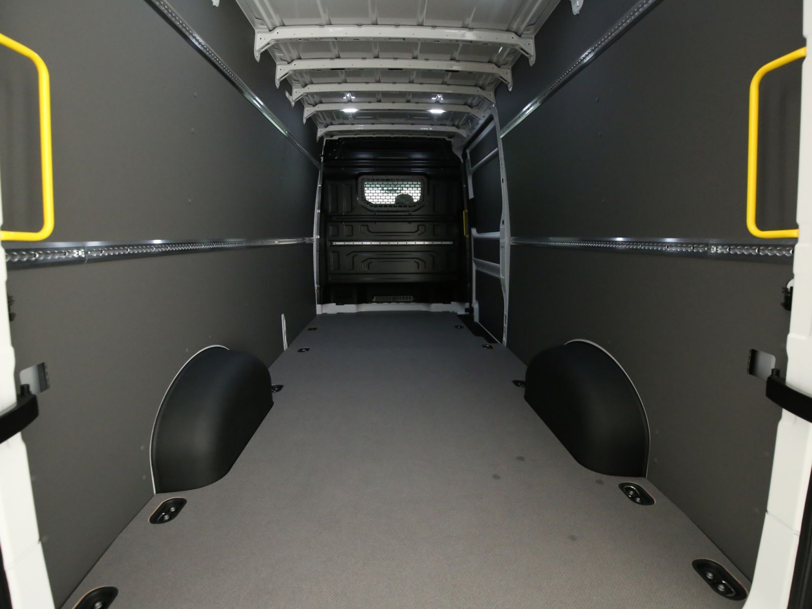 Volkswagen Crafter - Bild 12