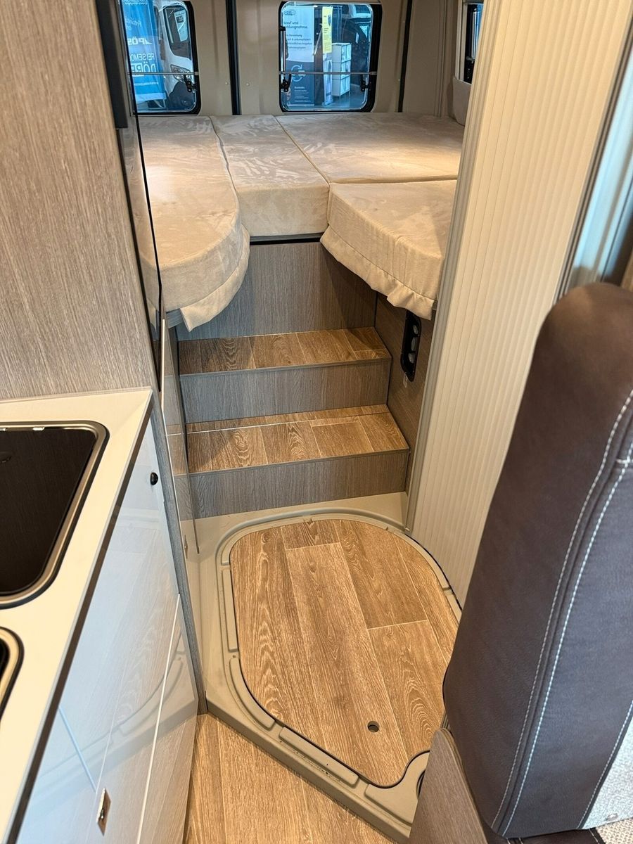 Fahrzeugabbildung Pössl Roadcruiser Fiat 180 PS 7000 EUR geschenkt