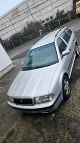 Skoda Octavia Kombi 2.0 - Skoda Octavia aus 2000: Kombi