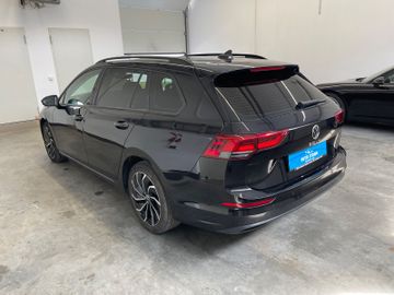 Volkswagen Golf - 6