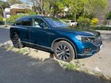Volkswagen Touareg 3.0 V6 TDI 210kW 4MOTION Tiptronic - - Volkswagen Touareg: 2.0