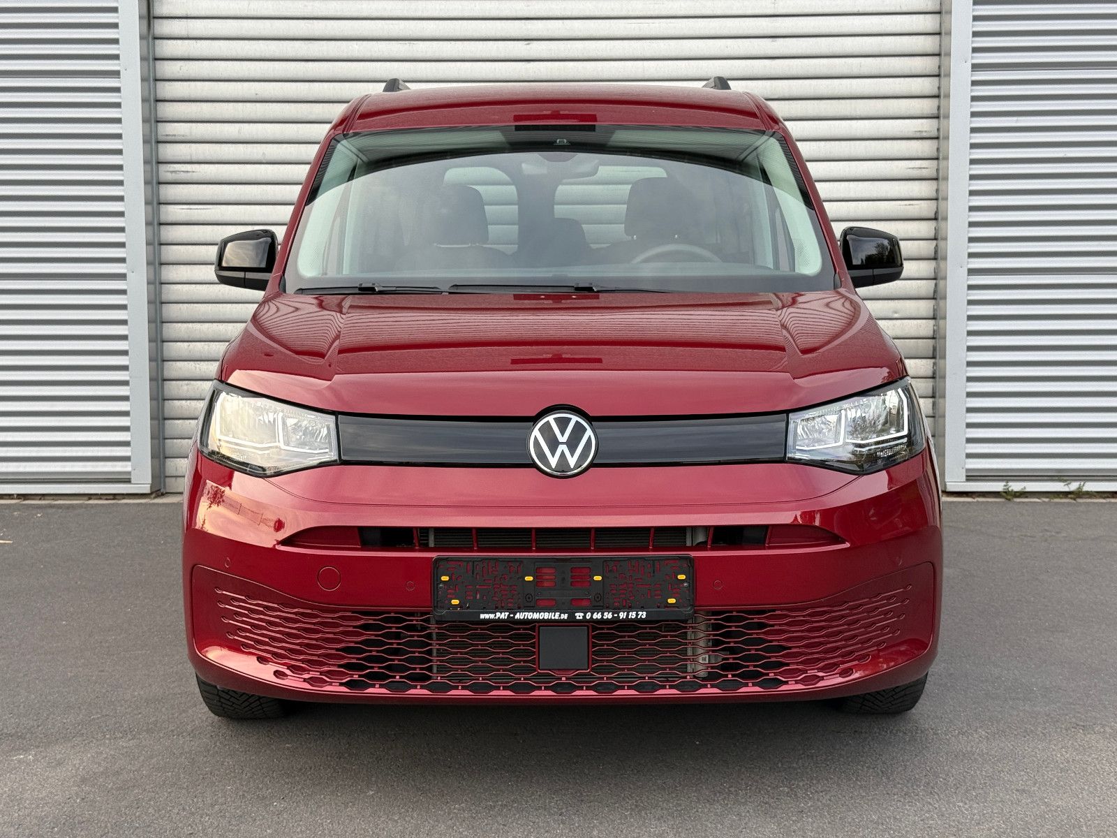 Fahrzeugabbildung Volkswagen Caddy 1.5 TSI AHK GRA Kamera PDC SHZ Lane Assist