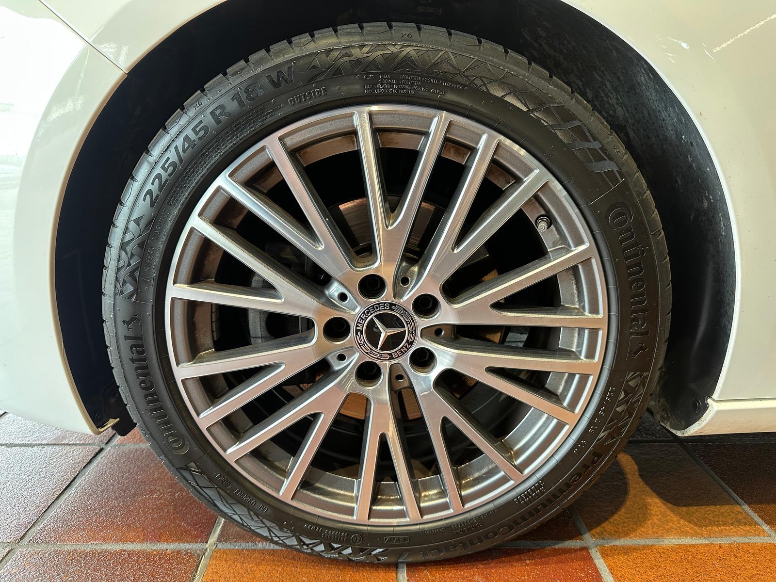 Mercedes-Benz B 200d 8G URBAN MBUX+ LED AHK EASYPACK LEDER SHZ