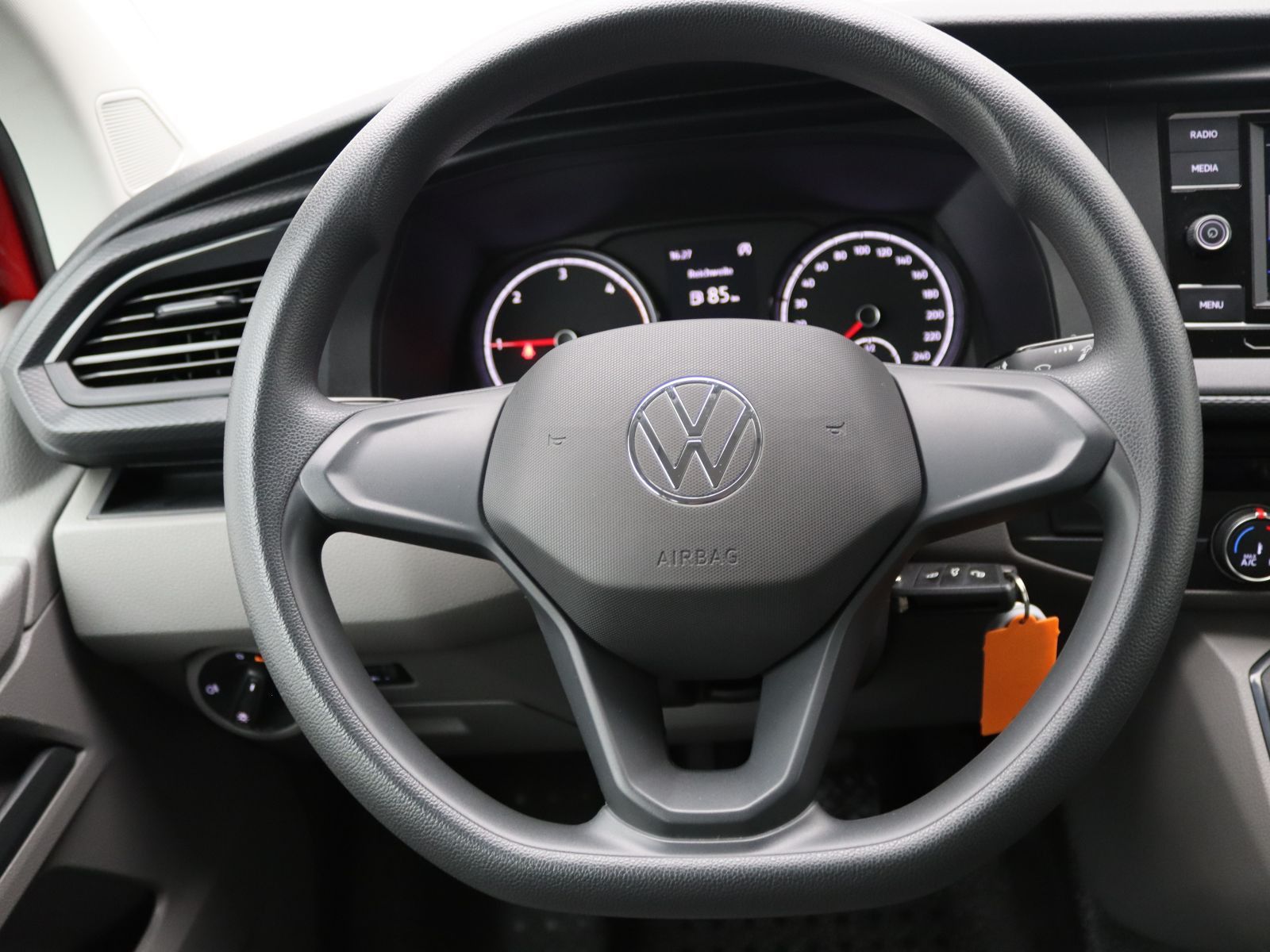 Volkswagen T6 Kombi - Bild 17