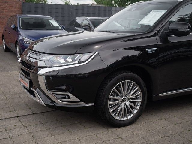 Outlander PHEV Top 4WD ACC+360°+LED+LEDER