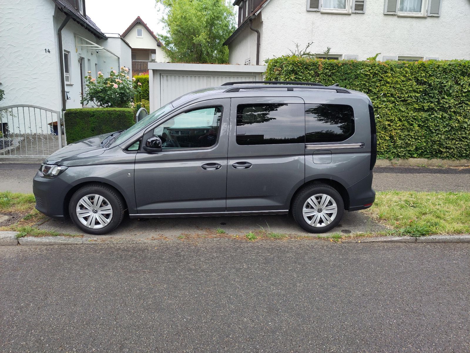 VW Caddy 2,0TDI 75kW BMT Comfortline 5-Sitz Com...