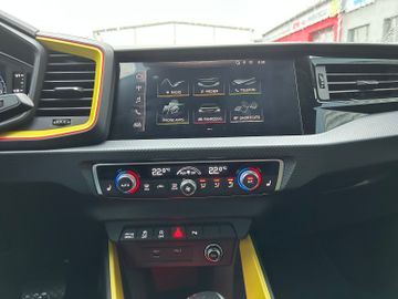 Audi A1 Sportback 30 TFSI S line+LED+Navi+FLA+VirCock