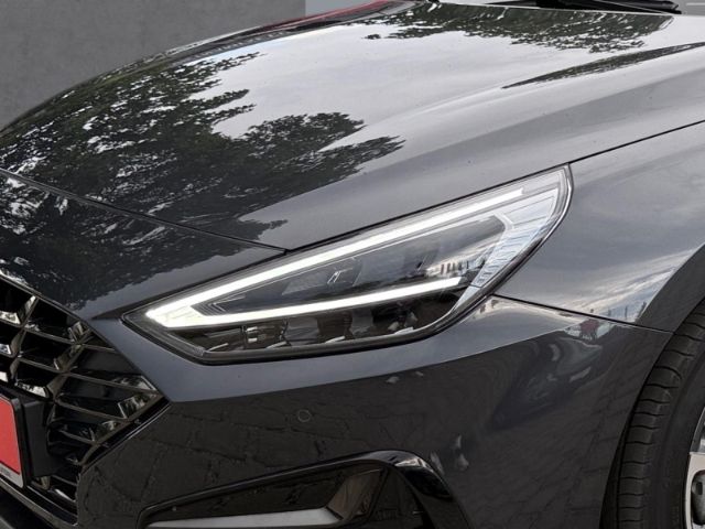 Fahrzeugabbildung Hyundai i30 1.5 Trend +LEDER+LED+KLIMA+PDC+RFK+ACC+UVM+