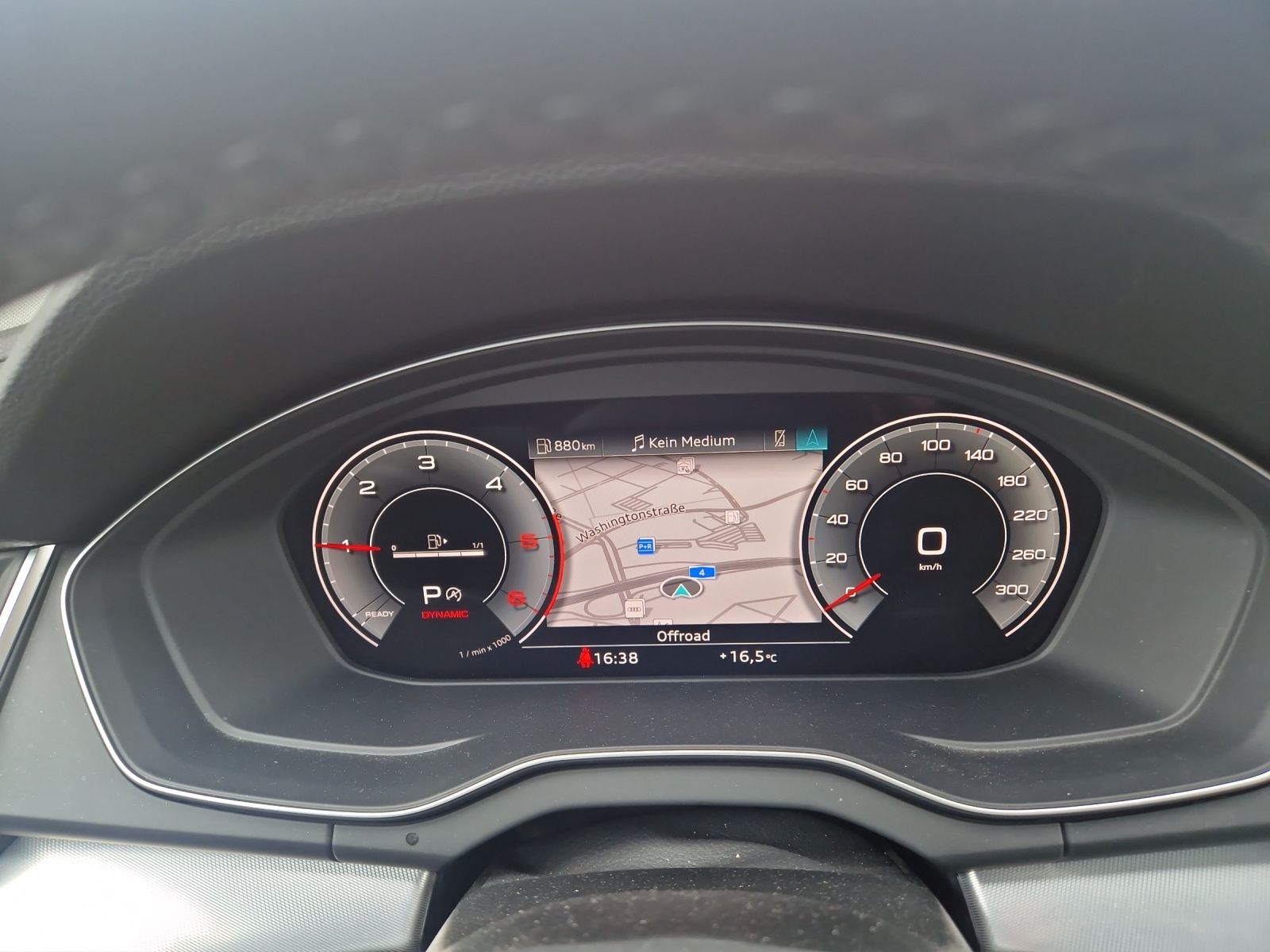 Fahrzeugabbildung Audi Q5 40 TDI quattro S line Navi RearView
