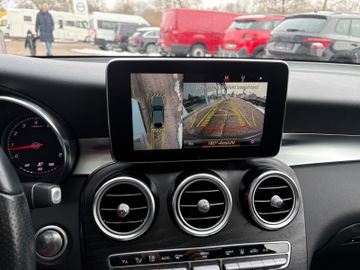 Fahrzeugabbildung Mercedes-Benz GLC 300 Coupe 4Matic AMG AHK RFK SHZ Night uvm