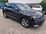 Volkswagen Tiguan Sound 4M Panorama/LED/AHK/Sitzhzg/Navi - Volkswagen in Saarbrücken