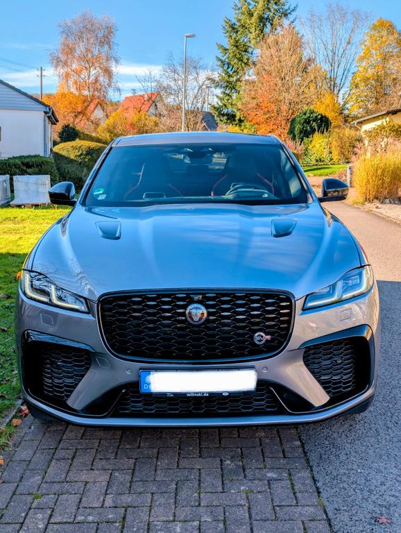 Jaguar FPace SVR 50 V8  MwSt  Pano  HUD  22 2023
