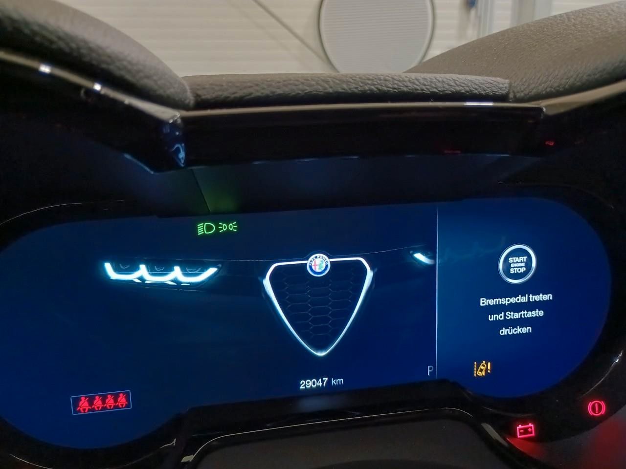 Fahrzeugabbildung Alfa Romeo Tonale 1.5 VGT VELOCE MY24 NAVI/LED/SPORT/LEDER
