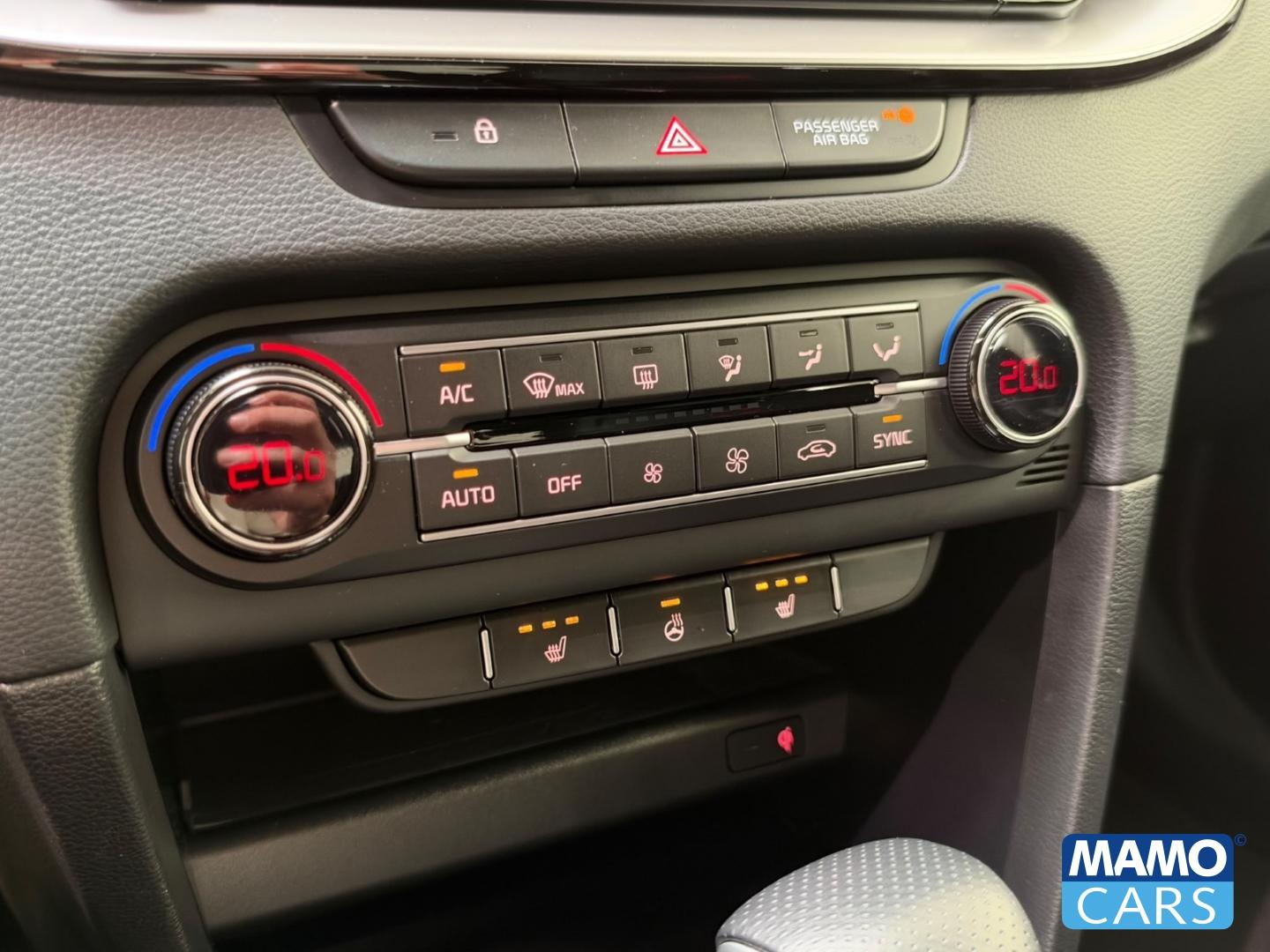 Kia Ceed GT 1.6 T-GDI ACC/BLIS/JBL/4xSHZ/LHZ/CAM/MEM