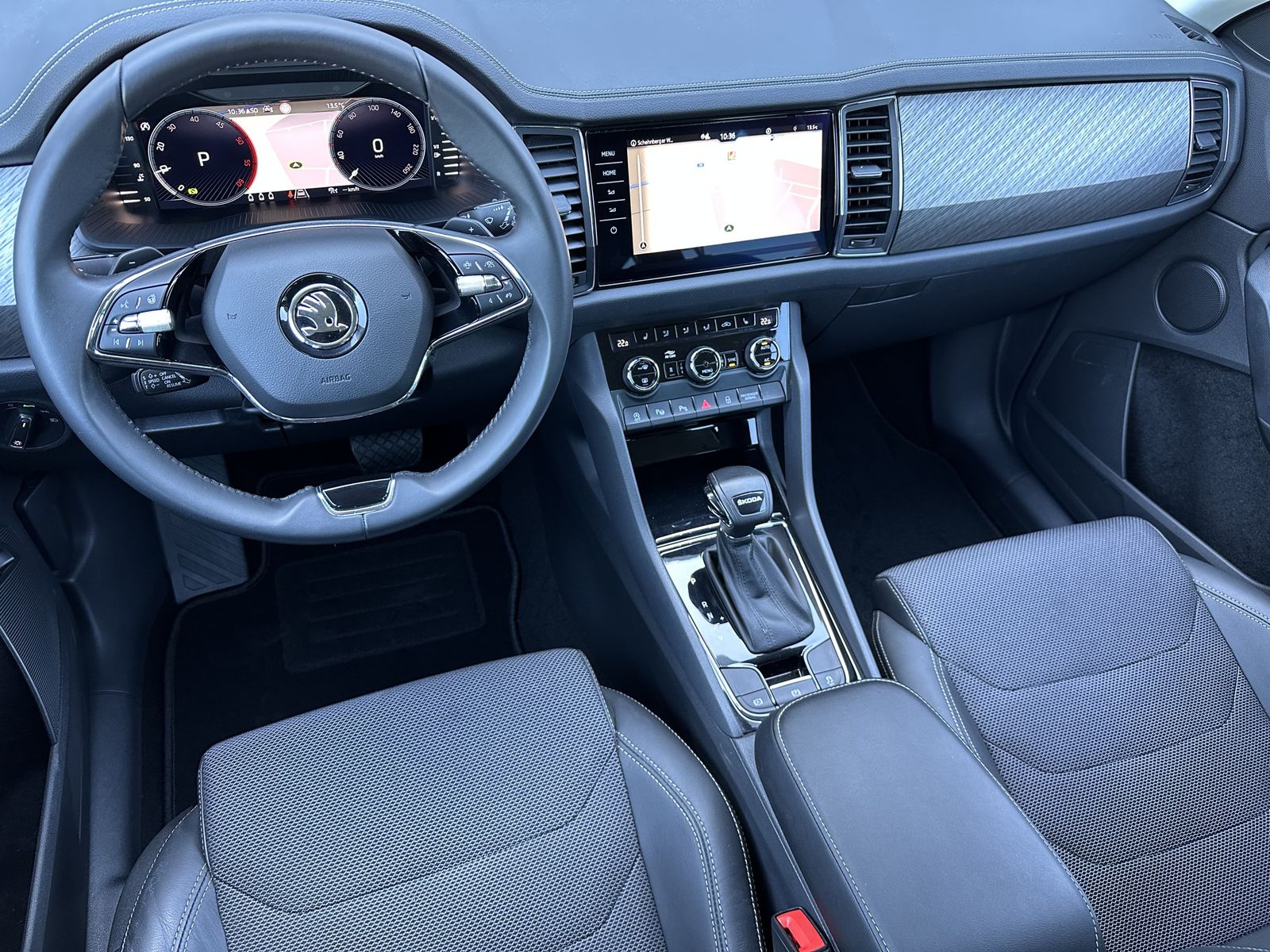 Fahrzeugabbildung SKODA Kodiaq 2.0 TDI DSG Style NAV+MATRIX+ACC+AHK+18ZO