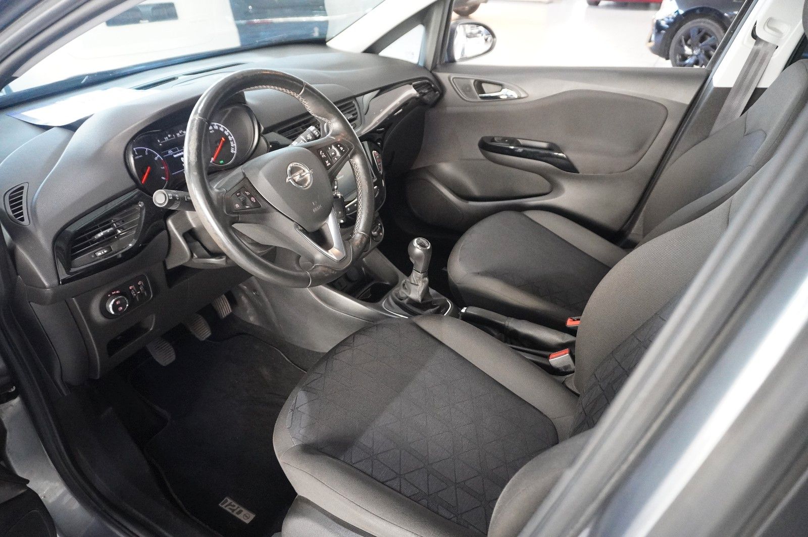 Fahrzeugabbildung Opel Corsa E 1.4 120 JAHRE 5-TÜR NAVI/SHZ/KAMERA/TEMP