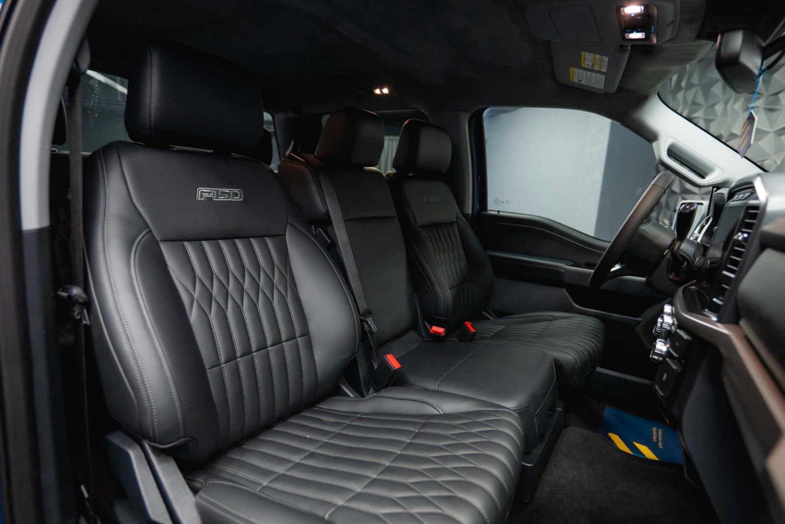 Fahrzeugabbildung Ford F150 5.0L V8 4x4 Offroad SuperCrew RAPTOR 1.Hand