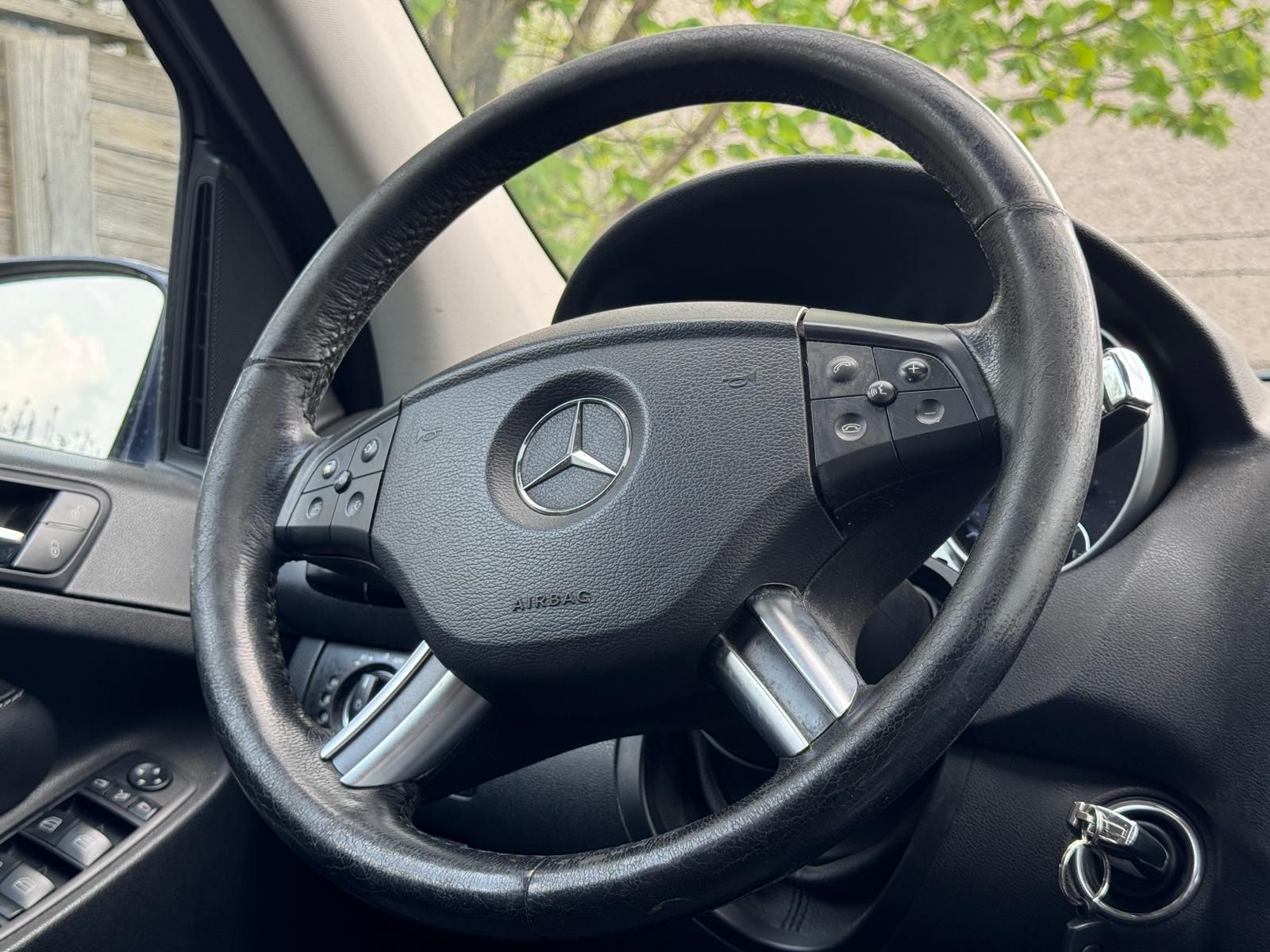 Fahrzeugabbildung Mercedes-Benz 3.0 CDI V6 BRABUS/PANO/AHK/RCAM/ALLWETTER/LED
