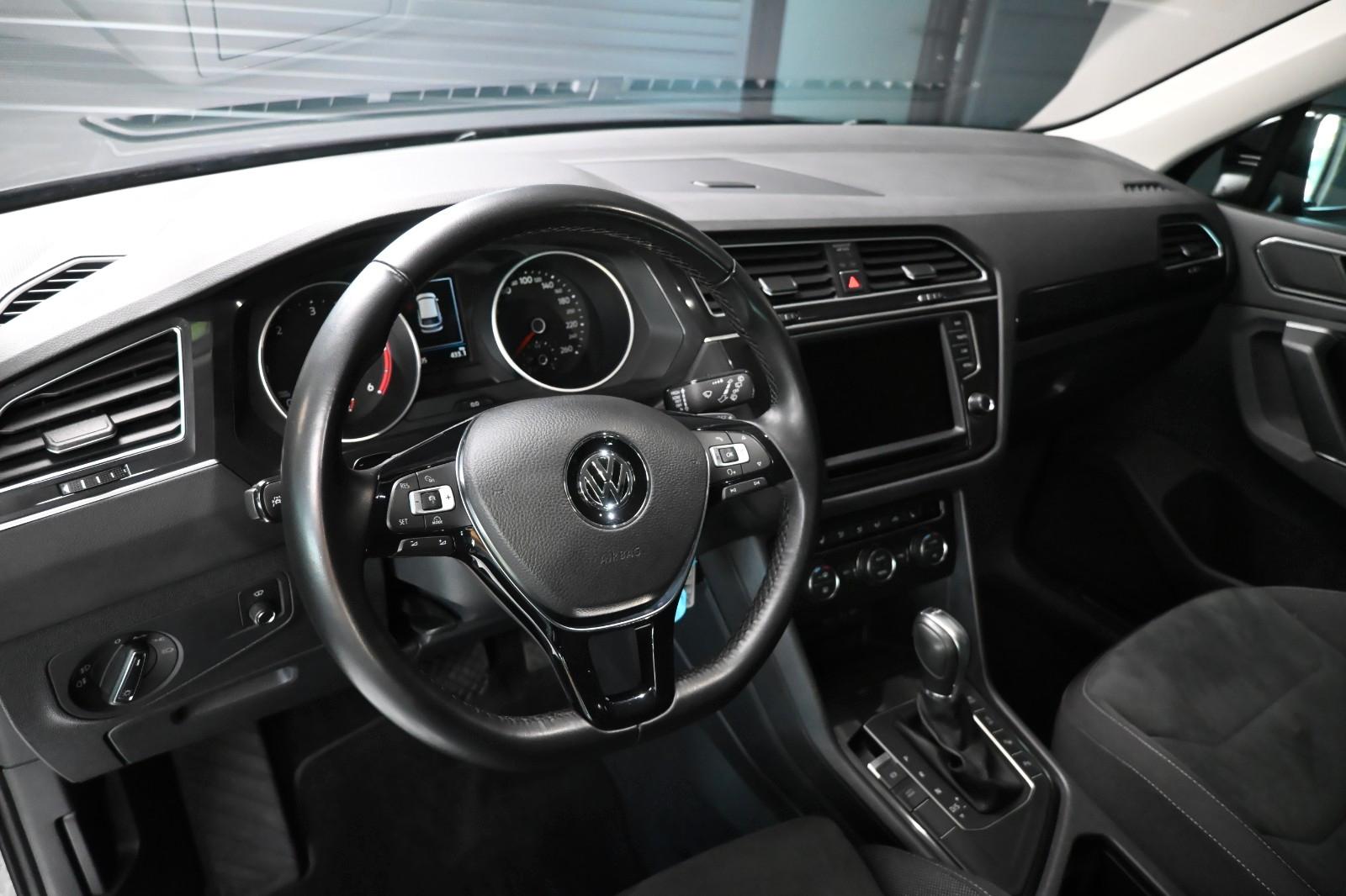 Volkswagen Tiguan Highline/LED/MASS./AHK/RFK/1.HAND/HEAD-UP