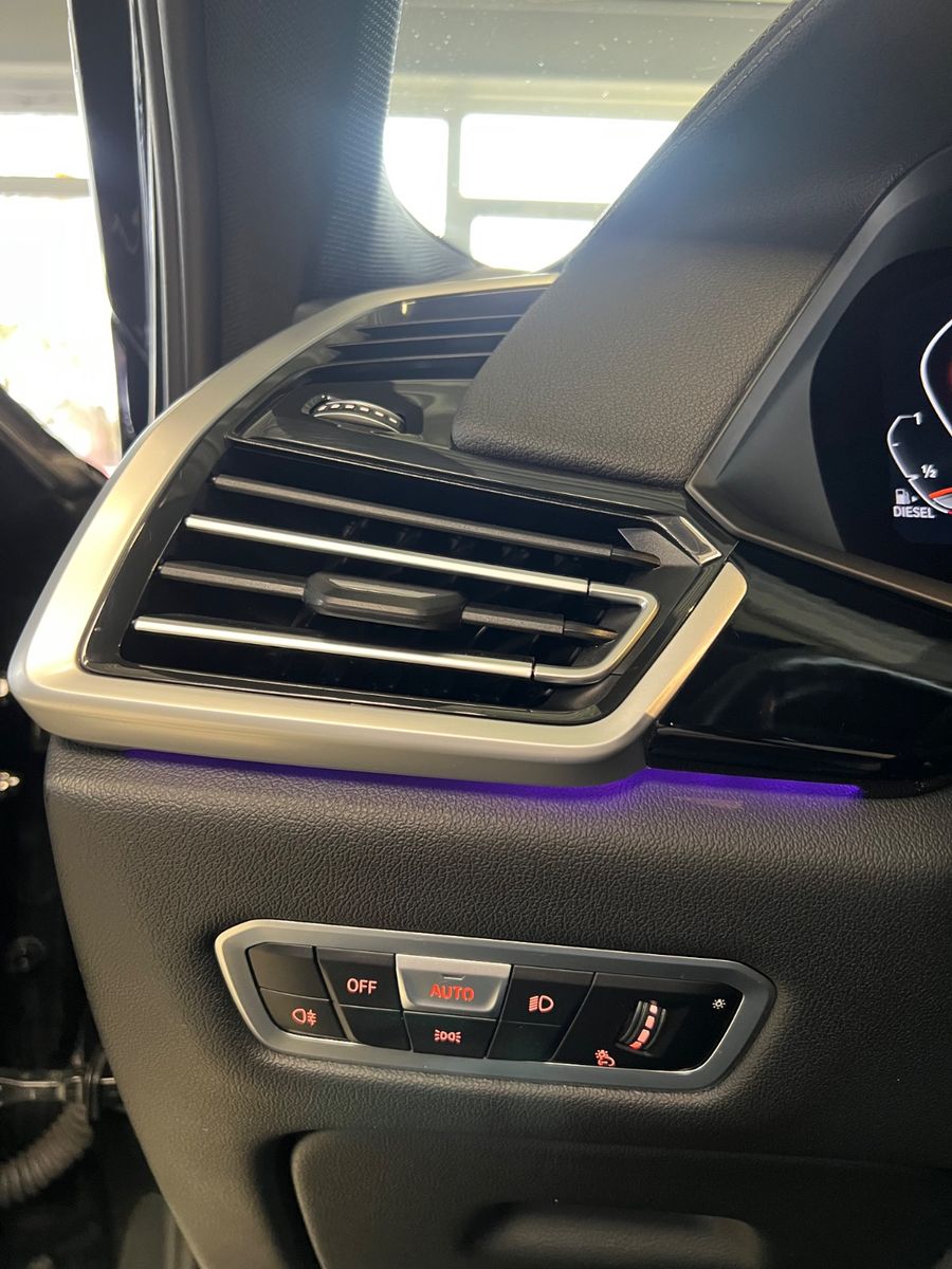 Fahrzeugabbildung BMW X6 xDrive 30 d M Sport * 22" M FELGEN *LASER*