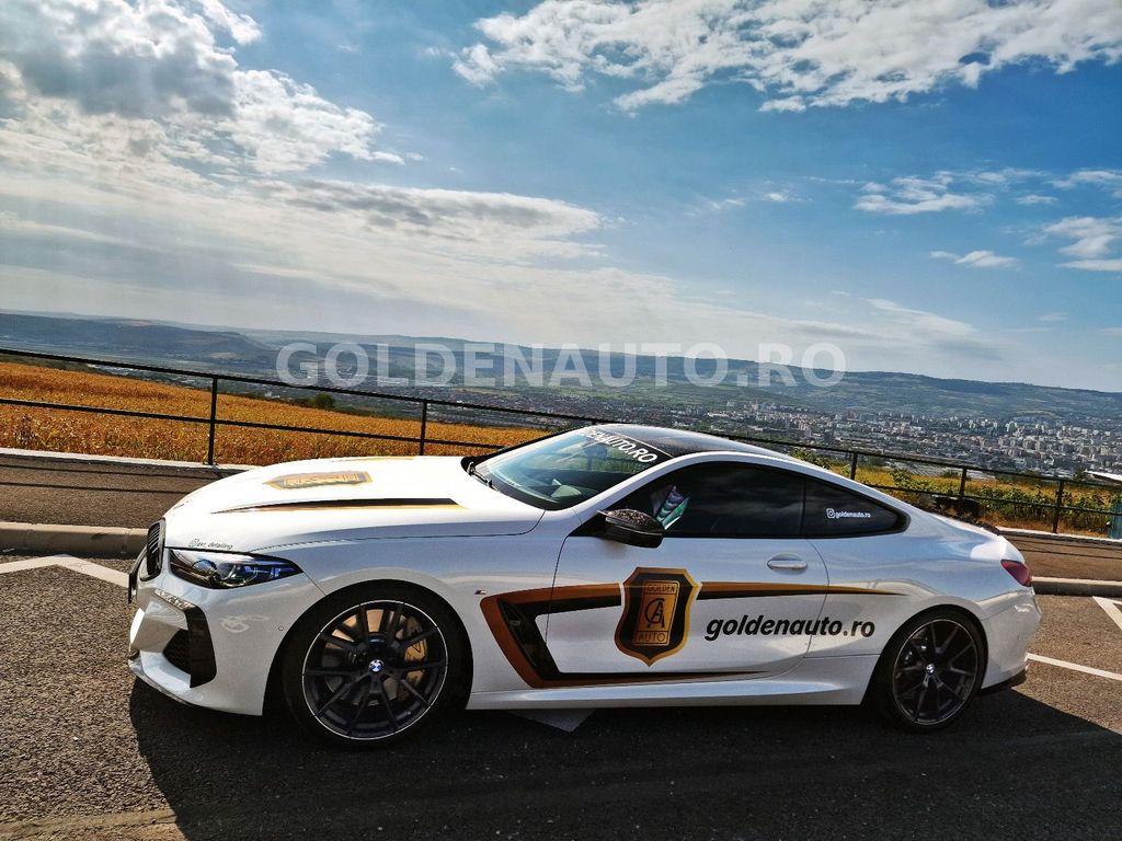 BMW 840