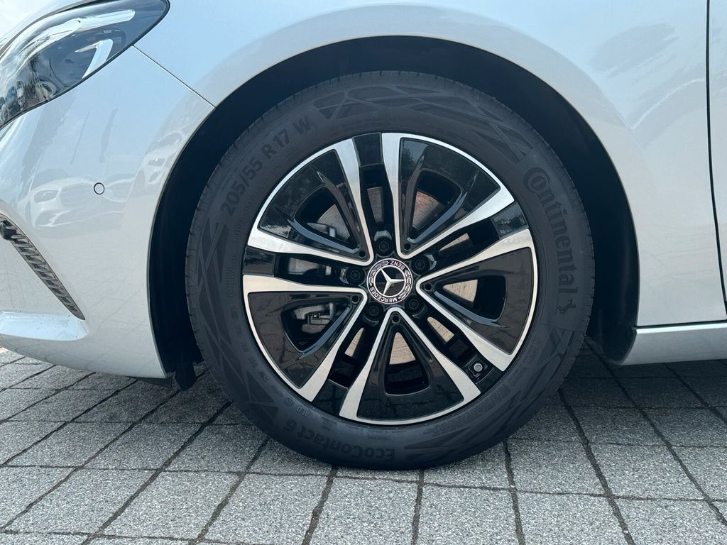 Mercedes-Benz B 180 d Progressive Advanced Smartphone Integrat