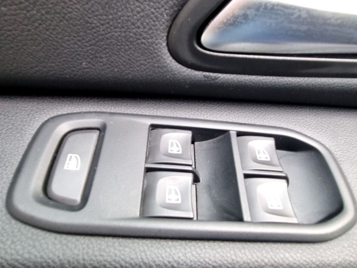 Fahrzeugabbildung Dacia Duster Prestige TCe 130