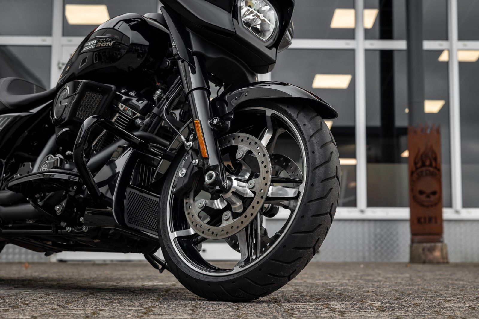 Fahrzeugabbildung Harley-Davidson Street Glide  FLHX MY24 117cui- Kesstech