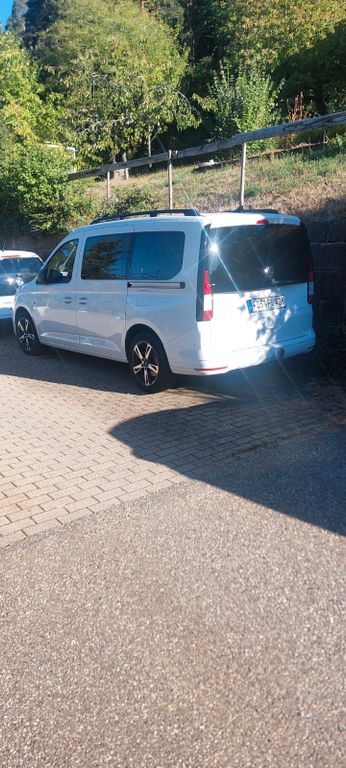 Image of Volkswagen Caddy Maxi