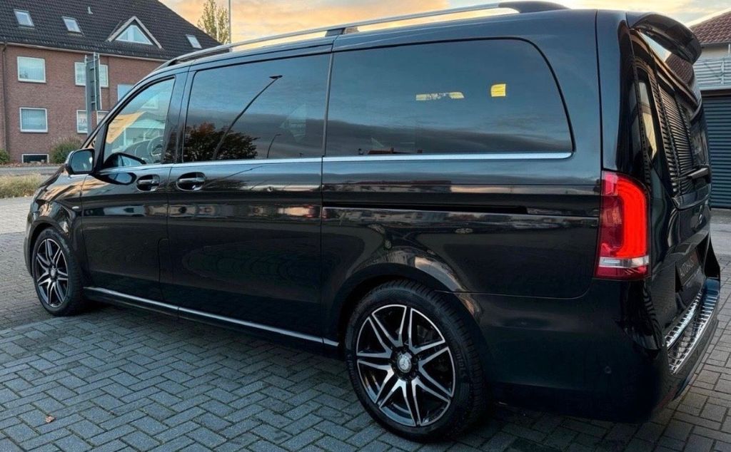 Image of Mercedes-Benz V 250