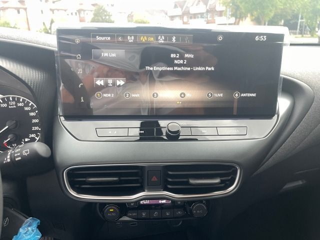 Fahrzeugabbildung Nissan Juke 1.0 DiG-T Acenta Kamera Car Play Komfort