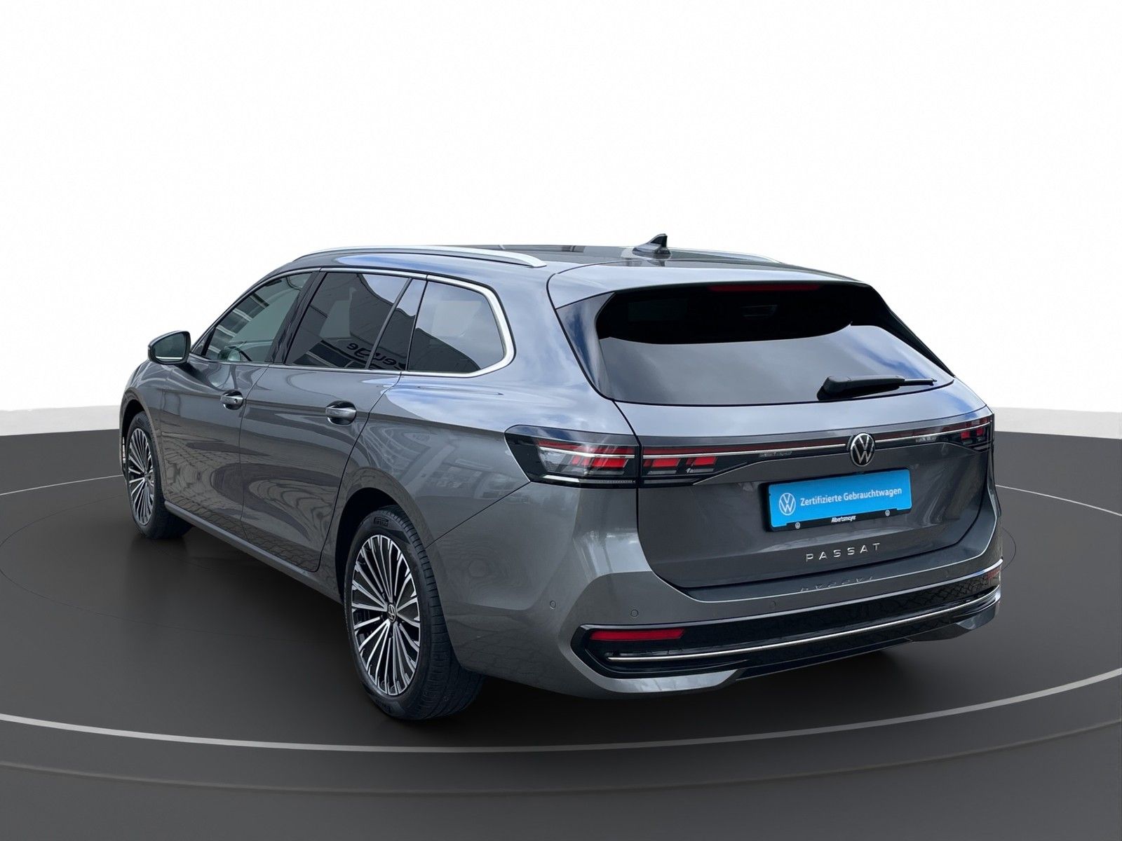 Volkswagen Passat Variant 2.0 TDI Elegance DSG AHK MATRIX foto 2