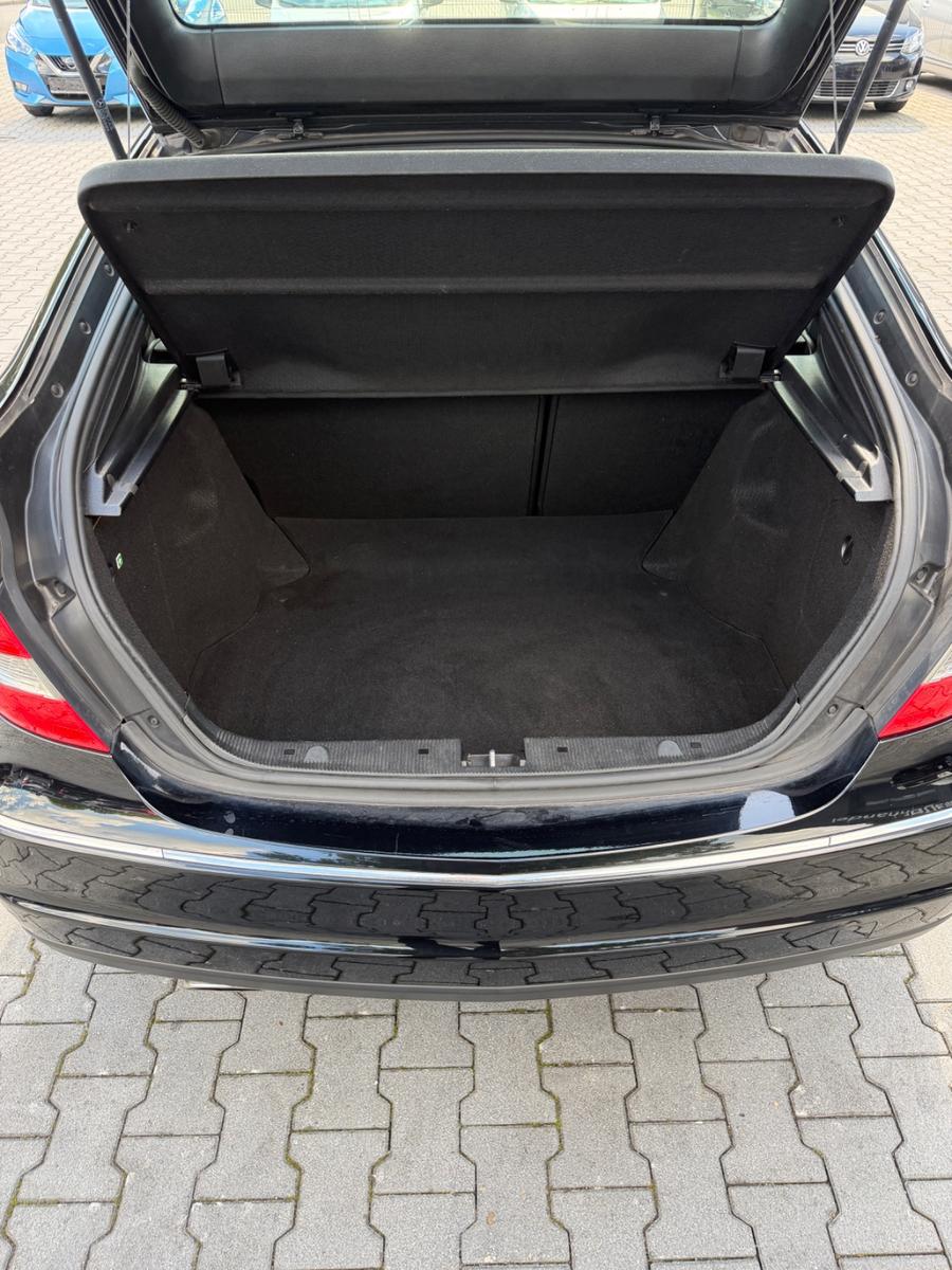 Mercedes-Benz CLC 200 Kompressor*XENON*PANO*TÜV NEU*6 GANG