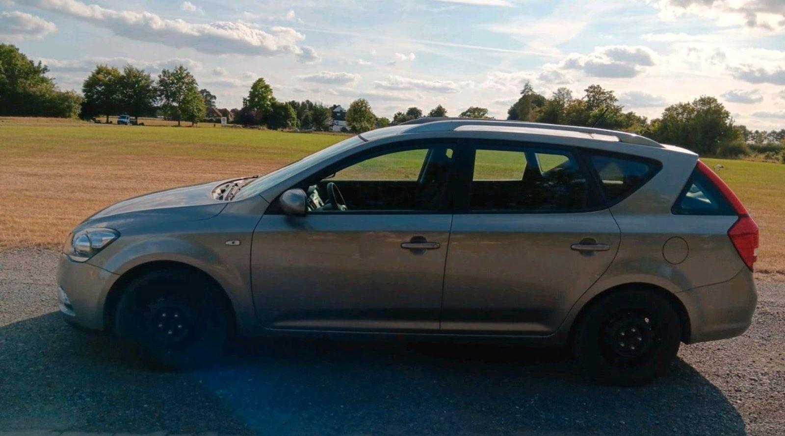 Kia cee'd, 2011