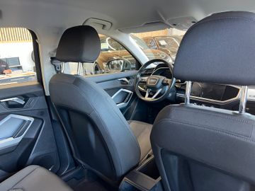 Audi Q3 35 TDI *LED*LIVECOCKPIT*ACC*NAVI*SHZ*MFL*