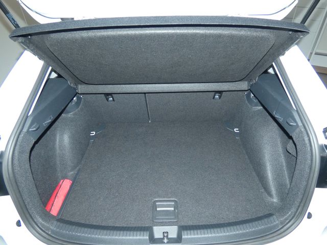 Taigo 1.0 TSI Life AHK SHZ