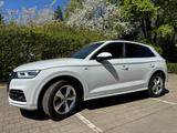 Audi Q5 55 TFSI e SLine-LED-HUD-LUFT-LEDER-AHK-ACC
