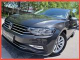 Volkswagen Passat Variant/AUTOMAT/AHK/ACC/ASISS/I HAND - VW Passat Gebrauchtwagen in Stuttgart