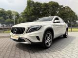 Mercedes-Benz GLA 180 CDI d / Navigation / Teilleder/ - Mercedes-Benz GLA 180 mit Diesel-Antrieb